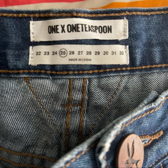 One Teaspoon shorts bandit blue jean cutoff - Picture 4 of 6